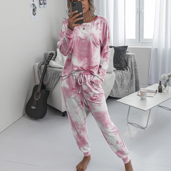 🆕Pink Tie Dye Long Sleeve Pants Lounge Set - Picture 2 of 6
